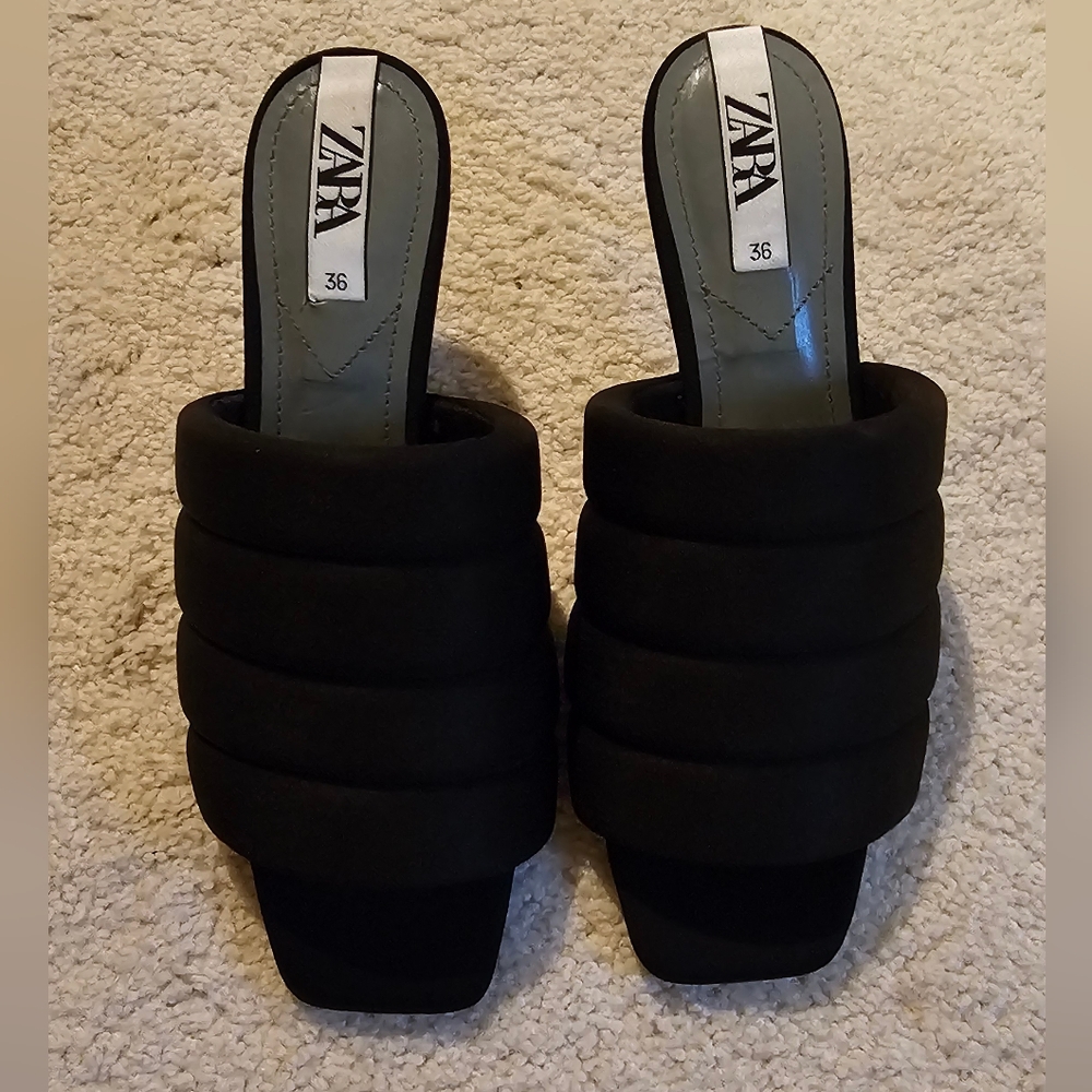 Zara Black Minimalist Mules